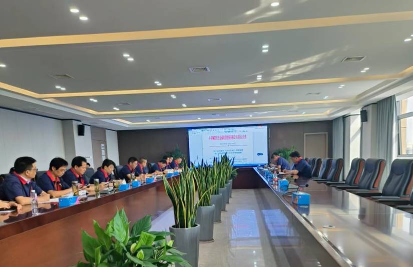 運用浙江‘千萬工程’經(jīng)驗案例，加強公司5S管理工作會議