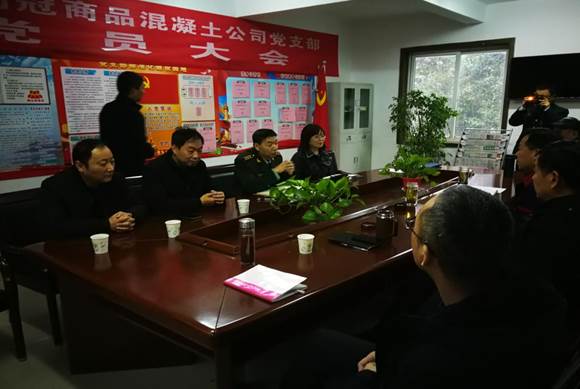 銅官區(qū)區(qū)委常委、人武部到商品混凝土公司開展專項督導(dǎo)工作